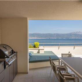 4-Bedroom Luxury Villa with Heated Pool, Ciovo near Trogir – Sleeps 8